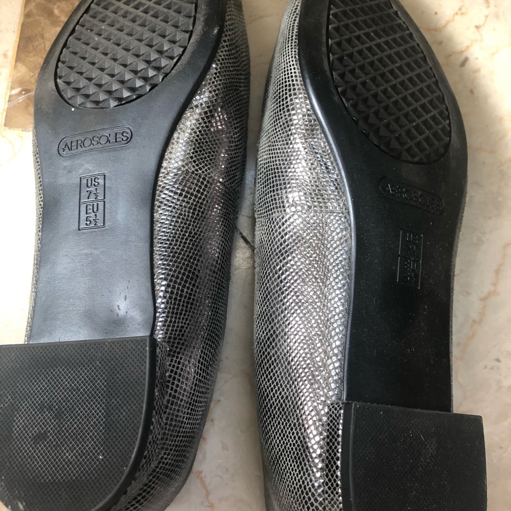 Grey women’s flat shoes - Picture 6 of 9